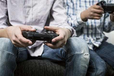 Gamer’s Thumb and Other Gaming Hand Injuries.